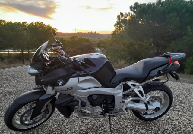 BMW K1200R año 2006 36.000 km!!