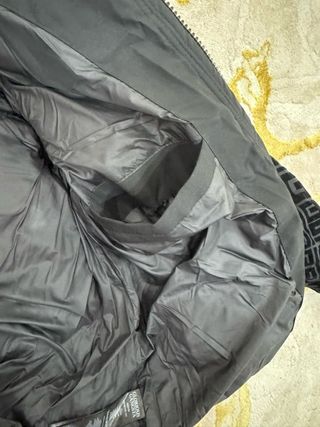 Chaqueta Glorious Negra con Capucha