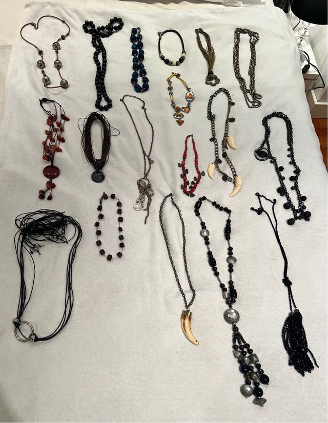 Lote 18 collares largos mujer