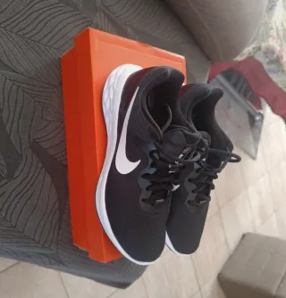 Nike Revolution Zapatillas Deportivas Negras