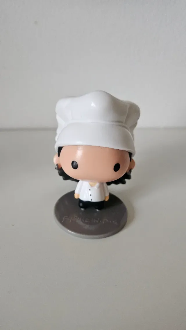 Funko Friends McDonald’s — Monica (sin caja)