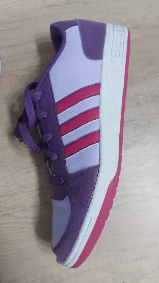 Adidas Neo Talla 40 Morado y Rosa