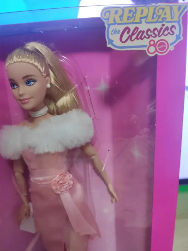 Muñeca Barbie Replay the Classics