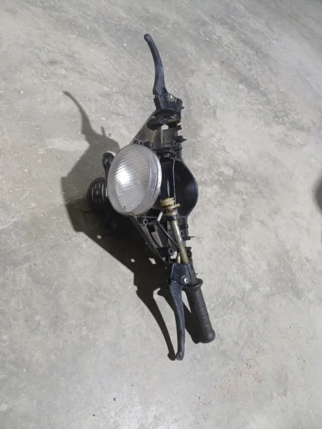 Cabezal Vespino ALX con faro