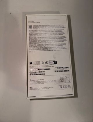 Scatola iPhone 16 Pro 128GB