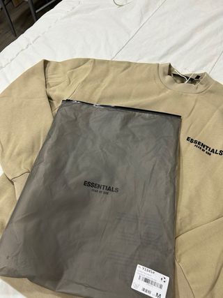 Sudadera Essentials Beige