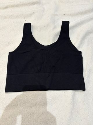 Top deportivo Shein Talla M Negro