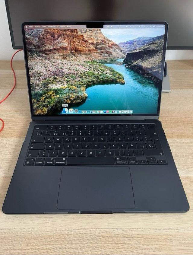 MacBook Air M2 colore midnight BATTERIA 100%