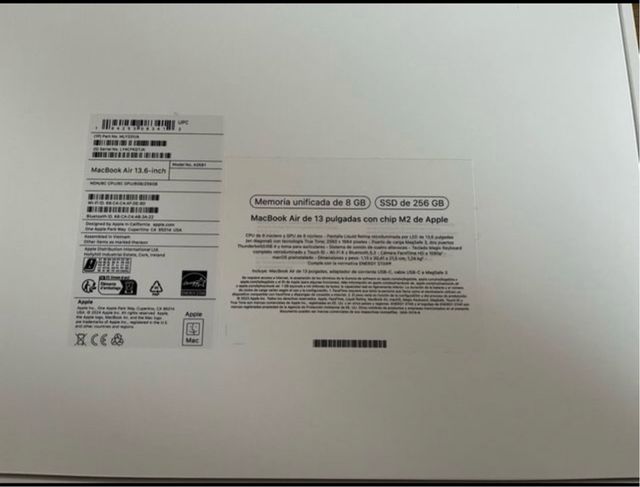MacBook Air M2 colore midnight BATTERIA 100%