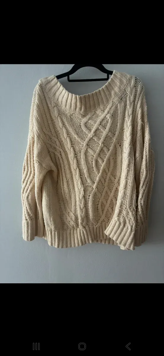 Jersey beige tejido trenzado