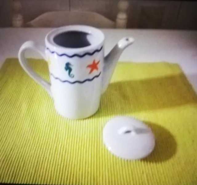 CAFETERA Vintage : 4€