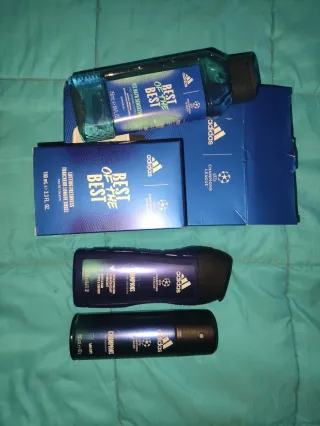 Pack colonia Adidas, geles y desodorante