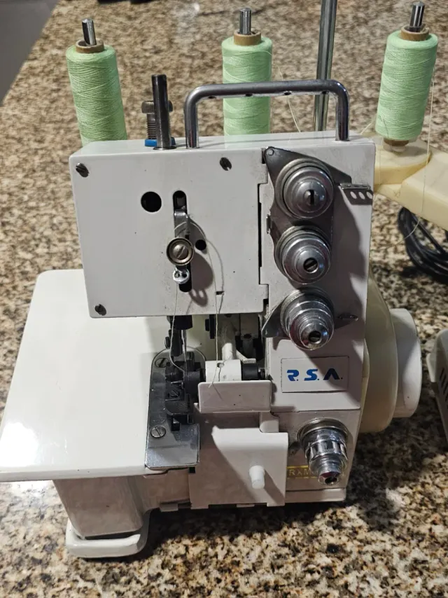 Overlocker RXM-4D-A FN2