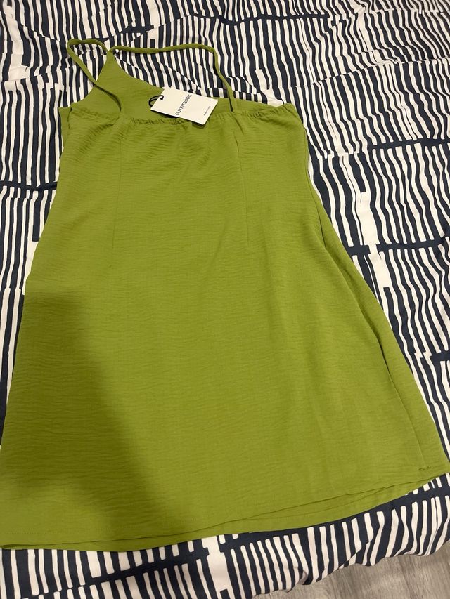 Vestido verde Outfitbook