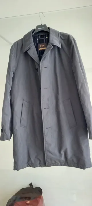 Cappotto impermeabile grigio