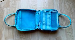 Neceser Billabong floral azul y verde