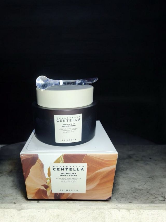 Skin1004 Crema Facial y Contorno de Ojos