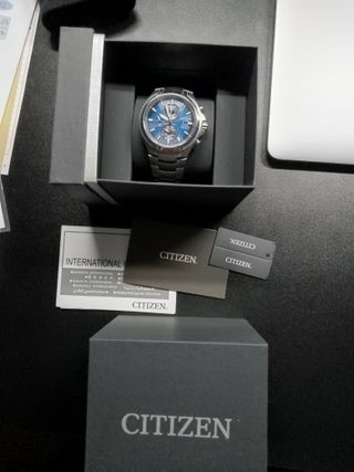 Reloj Citizen Eco-Drive Titanium Azul