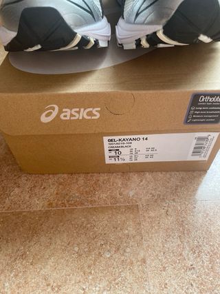 Asics Gel Kayano 14 Plata/Negro