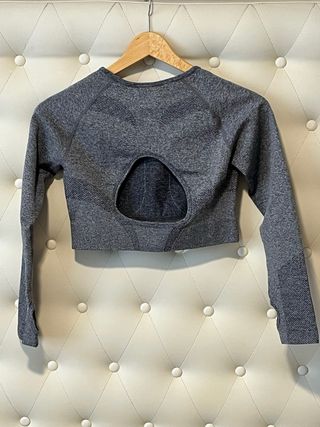 Conjunto deportivo gris manga larga