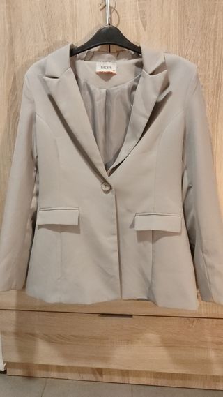 Traje elegante NICE'S gris claro talla M