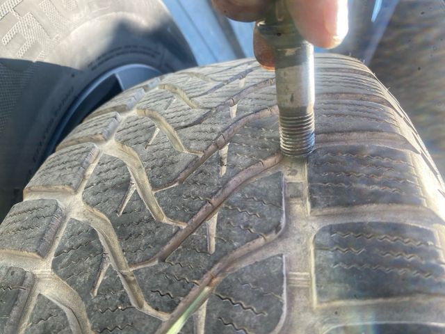 Llantas Mercedes 17” con neumáticos