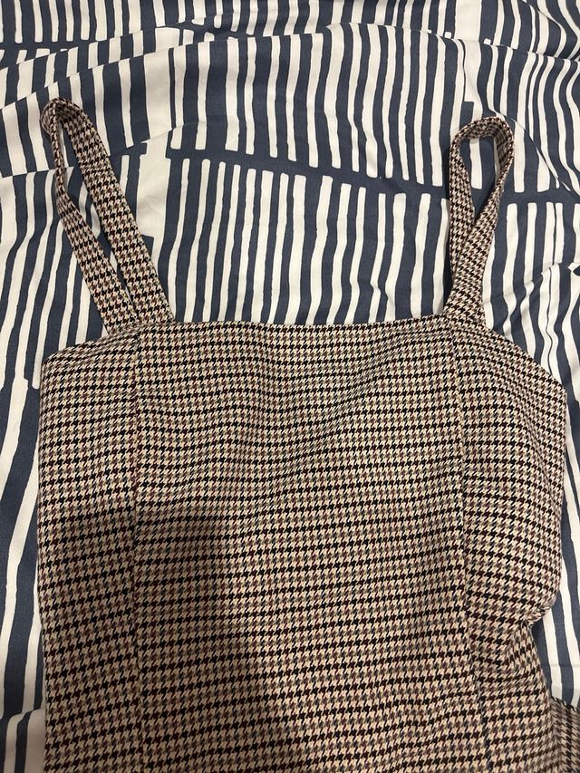 Vestido cuadros Bershka