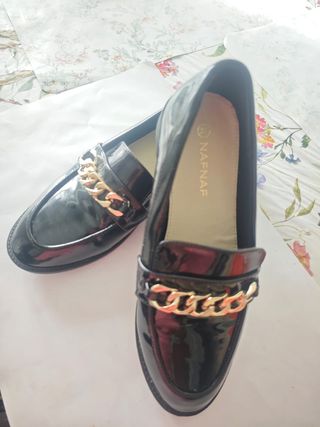 Mocasines Naf Naf negros talla 37