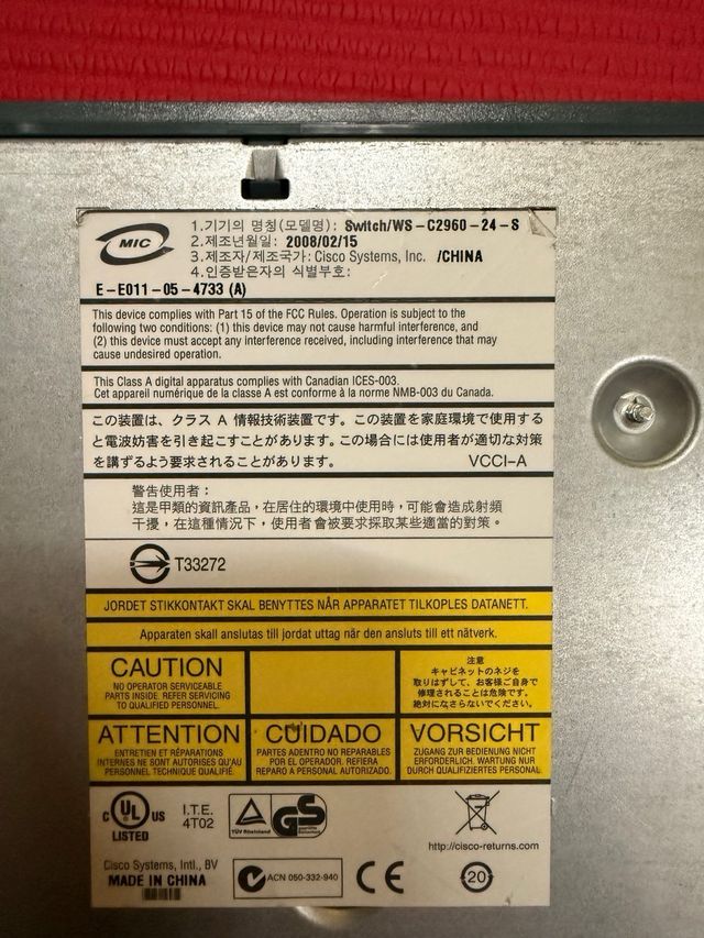 Switch Cisco 2960-24-S 24 Puertos Fast Ethernet