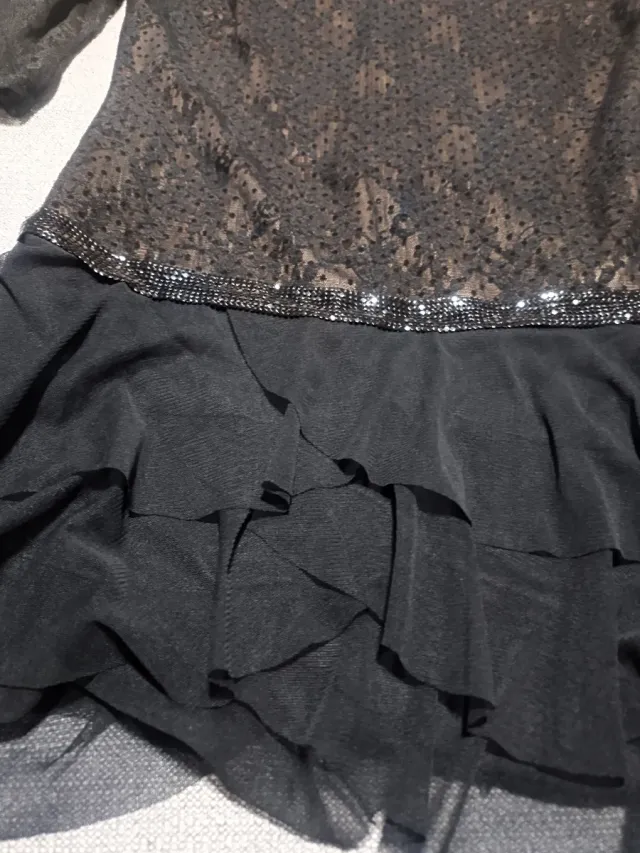 Vestido corto encaje negro y marrón