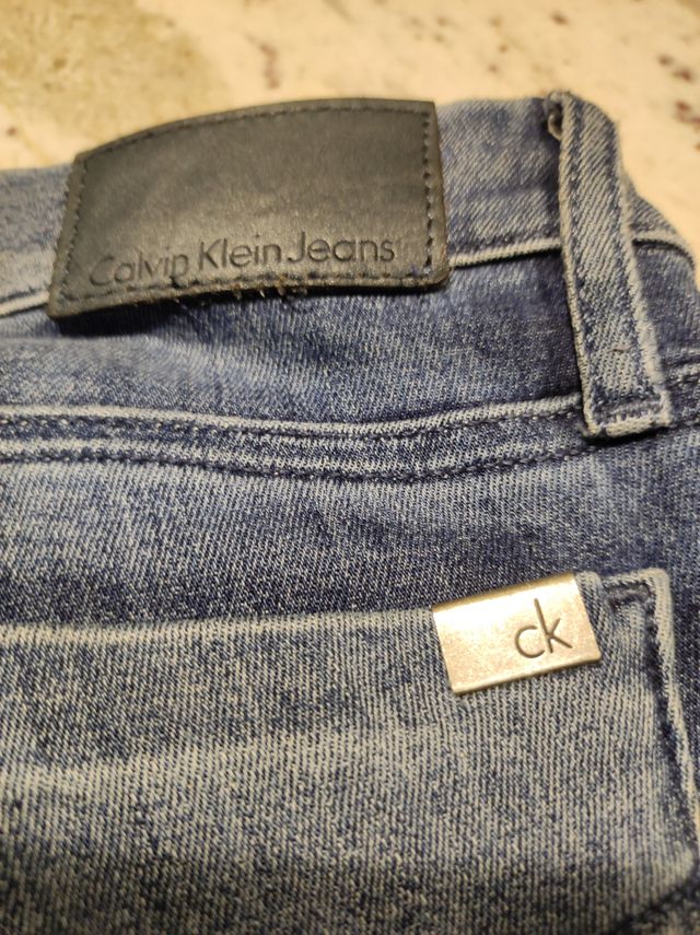 Pantalón vaquero Calvin Klein Mujer T 38