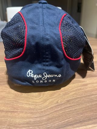 Gorra exclusiva Red Bull Racing Infiniti Vettel