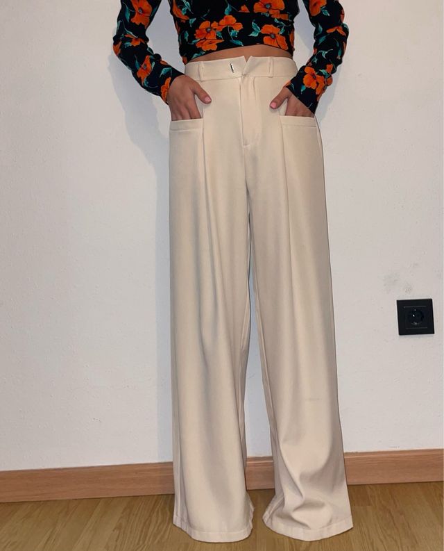 Pantalón ancho beige