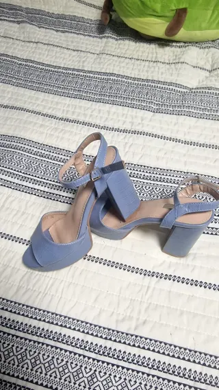Sandalias tacón cuadrado azul