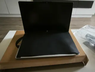 Ordenador HP Plata y Negro