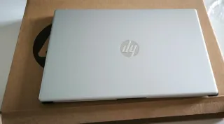 Ordenador HP Plata y Negro