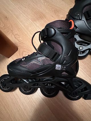 Patines en línea negros