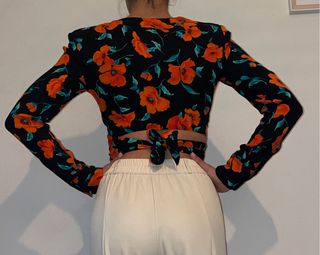 Top Zara floral manga larga