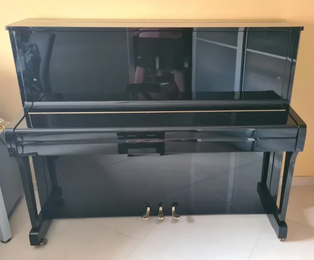 Piano W. Hoffmann V120 (C. Bechstein)