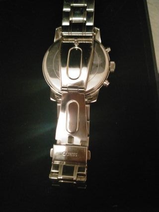 Reloj Guess Caballero Negro y Plateado
