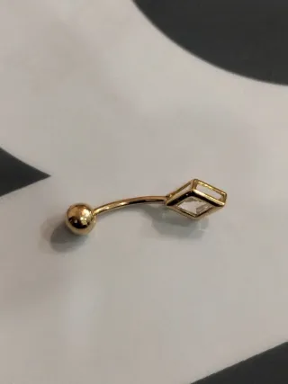 Piercing oro con diamante nuevo