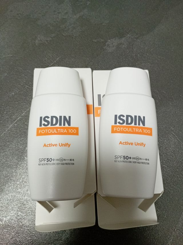 ISDIN Fotoultra 100 Active Unify SPF50+