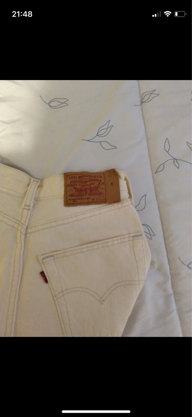 Vaqueros Levi's 901 Beige