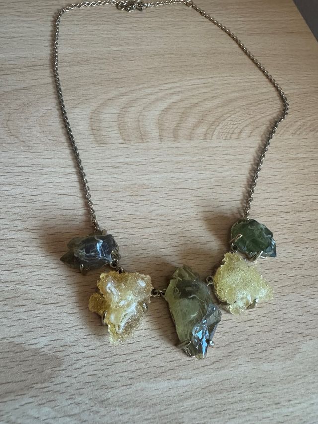 Collana vintage con minerali