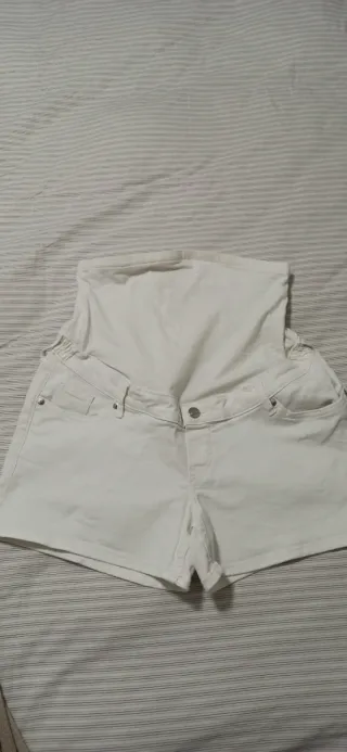 Pantalón corto premamá blanco