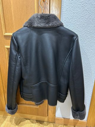 Cazadora Piel Vuelta Mango Negra
