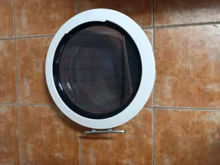 Puerta Secadora AEG con Bisagra