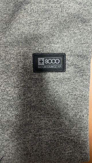 Sudadera +8000 Gris con Capucha Talla M