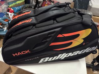Raquetero Bullpadel Hack Proline Negro