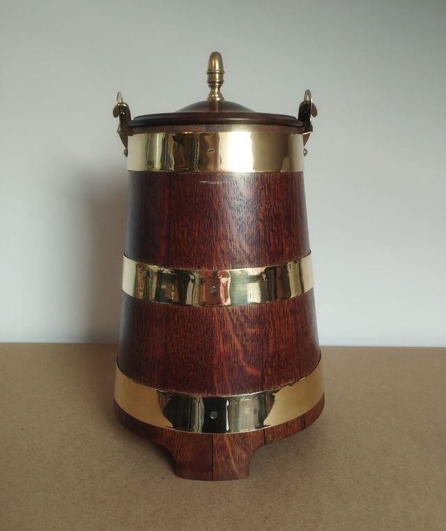 Sella Artesanal de Roble con Aro en Bronce 